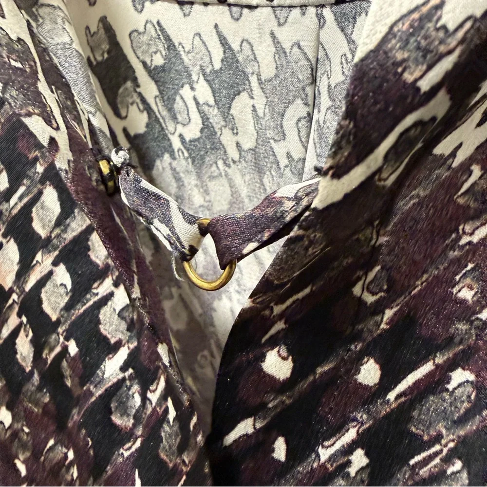 Ecru 100% Silk Sleeveless Button Down Blouse Top Earth Tone Ombre Large - Picture 6 of 7